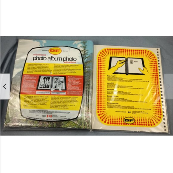 Vtg DF Desmarais Photo Album Mountain Scene Padded Cover 20 Self Adhesive Pages - Picture 2 of 2